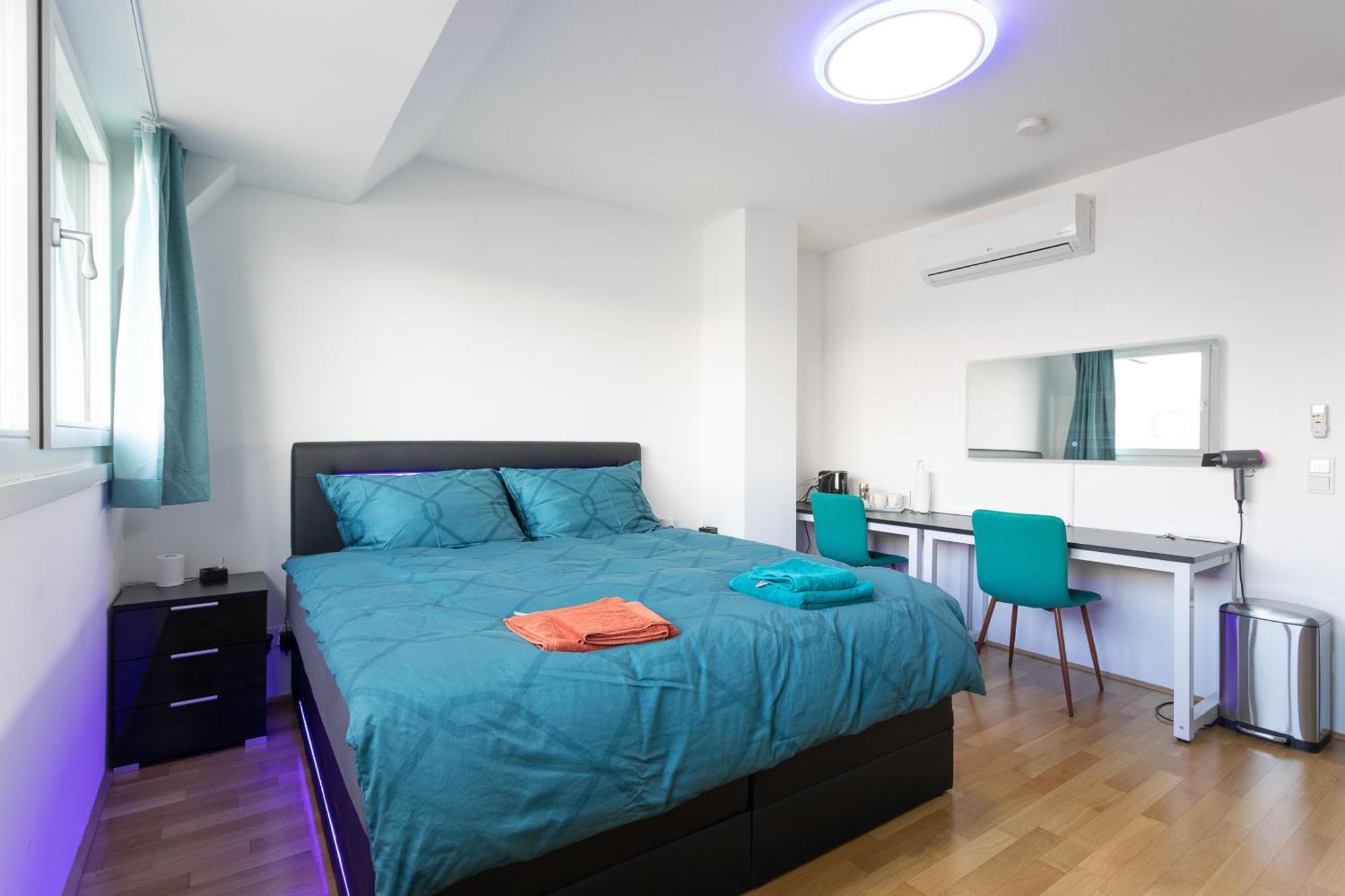 Private Room With Ac- Microwave, Personal Fridge & Metro Access - 7 Min To Center 维也纳 外观 照片